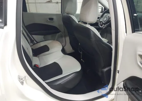 2019 Jeep Compass Sun And Wheel Fwd из США, поврежденный, VIN 3C4NJCBB8KT685910